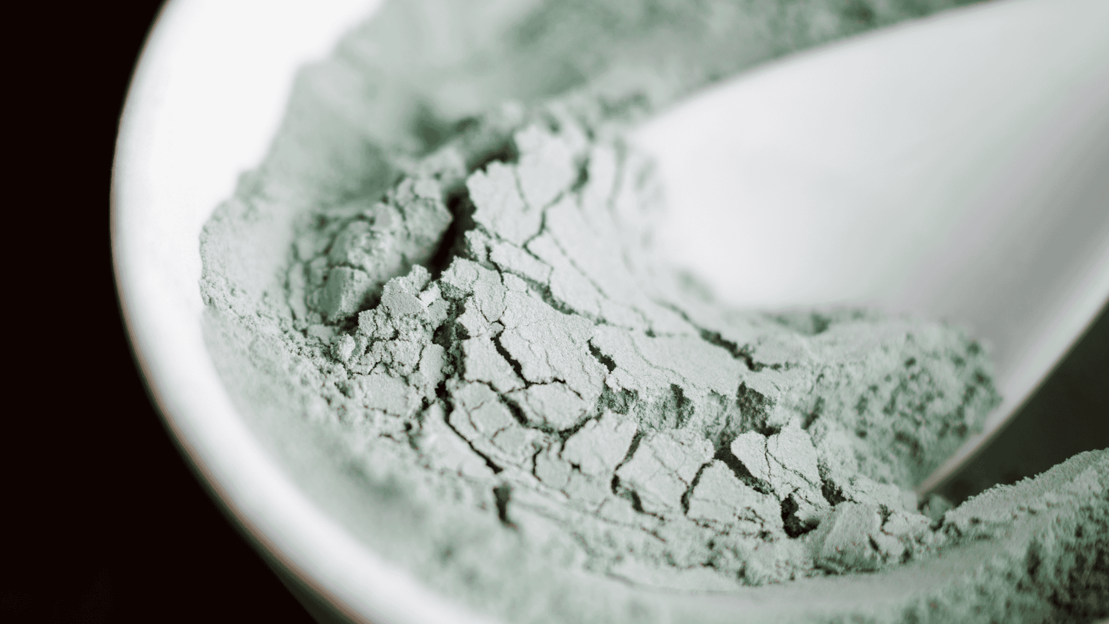 bowl of green bentonite clay
